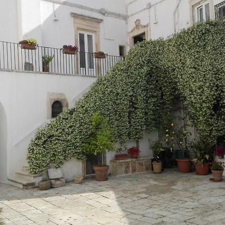 Casa Adele - Dimora Del 1700 Nel Centro Storico Bed and Breakfast Martina Franca Exteriör bild
