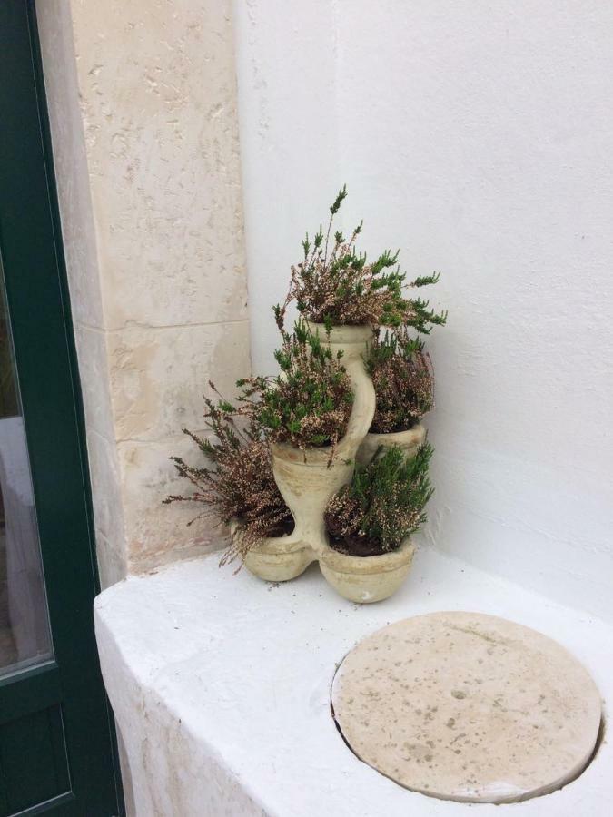 Casa Adele - Dimora Del 1700 Nel Centro Storico Bed and Breakfast Martina Franca Exteriör bild