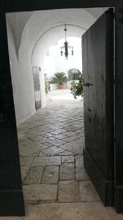 Casa Adele - Dimora Del 1700 Nel Centro Storico Bed and Breakfast Martina Franca Exteriör bild